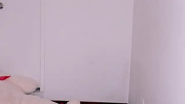 Snapshot of rousesuly chatting on January 31, 2025, 10:52 pm rousesuly online show from January 31, 2025, 10:52 pm