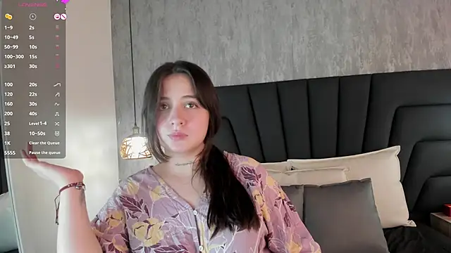 Snapshot of Sabrina_Lennox chatting on February 8, 2025, 7:38 pm Sabrina Lennox online show from February 8, 2025, 7:38 pm