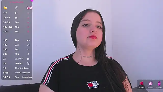 Sabrina Lennox online show from June 10, 2026, 2:01 am