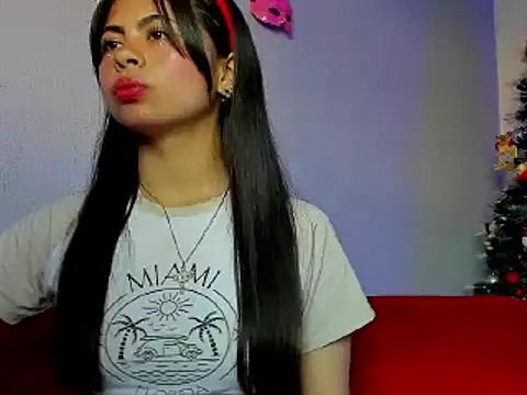 Snapshot of sallome21 chatting on December 16, 2024, 9:20 pm sallome21 online show from December 16, 2024, 9:20 pm