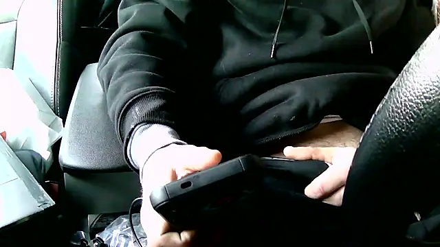 dadyyD95 online show from February 4, 2025, 12:33 pm