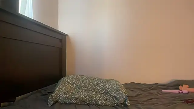 abbi-willow online show from April 11, 2026, 2:54 pm