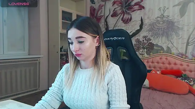 Snapshot of Viky_Love_ chatting on December 10, 2024, 6:11 am Viky Love online show from December 10, 2024, 6:11 am