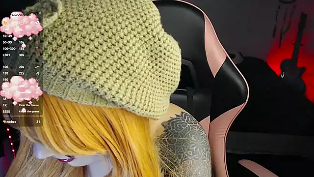 Theprojectsaraa online show from October 19, 2025, 8:09 pm