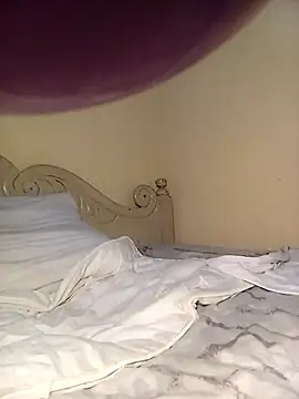 Snapshot of sexxylucia chatting on September 21, 2025, 12:45 am sexxylucia online show from September 21, 2025, 12:45 am