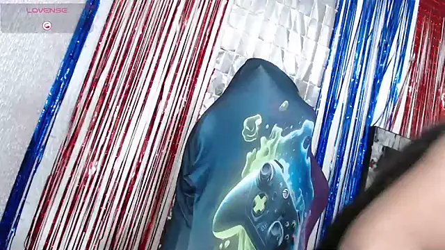 SweetAlmaa online show from October 26, 2025, 1:39 pm