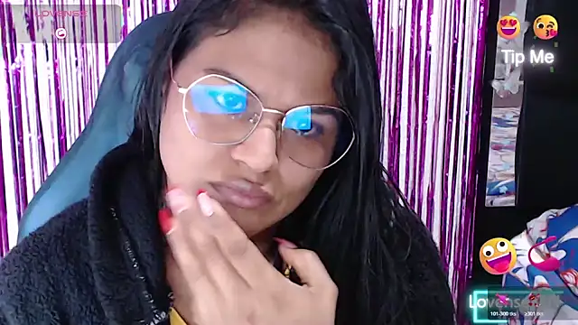 SweetAlmaa online show from February 26, 2026, 10:14 am