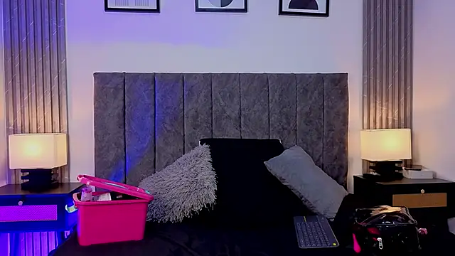 Ema Stone65 online show from September 23, 2025, 10:24 pm