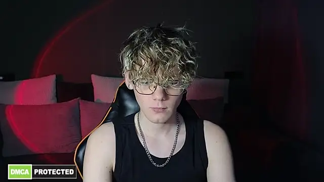 Keytaro online show from April 11, 2026, 7:13 am