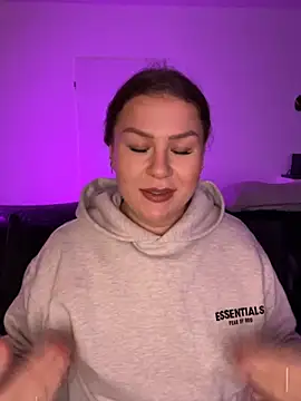 Fancy-Francy online show from November 26, 2025, 6:42 pm