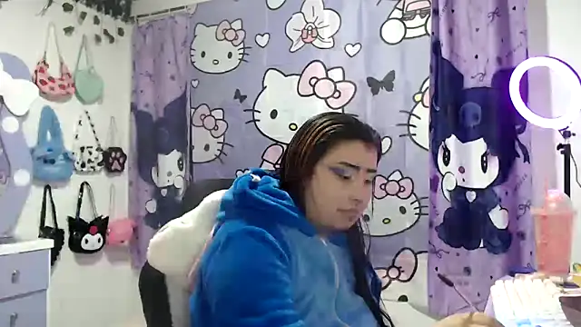 lussyevans24 online show from September 16, 2025, 4:57 am