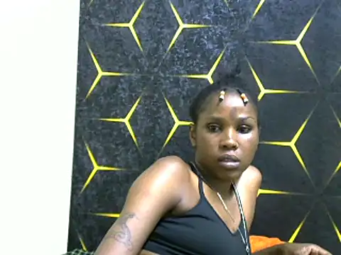 Snapshot of miss_lyne001 chatting on January 25, 2025, 12:38 am miss lyne001 online show from January 25, 2025, 12:38 am