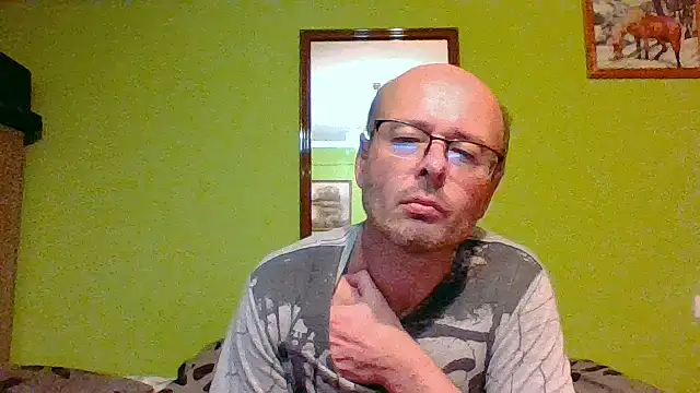 Snapshot of Tiger202441 chatting on July 12, 2026, 7:27 pm Tiger202441 online show from July 12, 2026, 7:27 pm