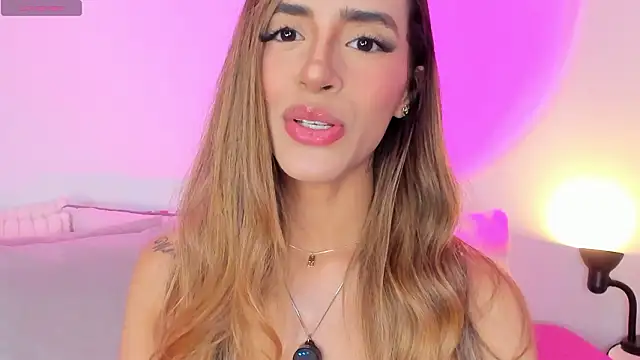 StormiRusso online show from February 6, 2026, 1:54 am