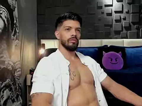 Snapshot of DannSaenz chatting on January 26, 2025, 12:22 pm DannSaenz online show from January 26, 2025, 12:22 pm