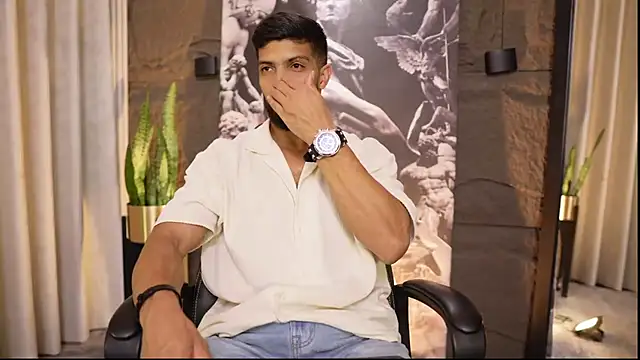 Snapshot of DannSaenz chatting on March 11, 2026, 2:56 pm DannSaenz online show from March 11, 2026, 2:56 pm