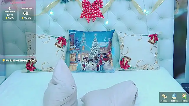 Snapshot of VioletUmi chatting on December 18, 2024, 11:24 am VioletUmi online show from December 18, 2024, 11:24 am