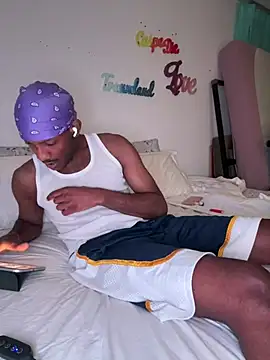 esteraulxxx online show from December 10, 2024, 6:17 pm