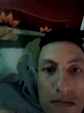 Snapshot of alexmoragomez chatting on March 6, 2026, 9:33 pm alexmoragomez online show from March 6, 2026, 9:33 pm