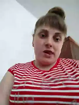 CoddessCrystal online show from March 4, 2025, 8:57 am