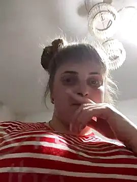 CoddessCrystal online show from March 20, 2025, 6:53 pm