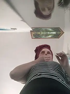 CoddessCrystal online show from October 11, 2025, 6:12 am