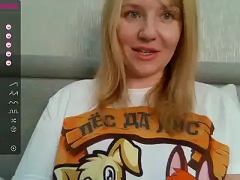 Snapshot of urbadkitty chatting on December 12, 2024, 6:57 am urbadkitty online show from December 12, 2024, 6:57 am