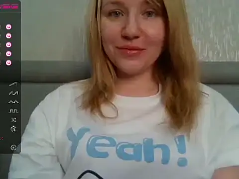 Snapshot of urbadkitty chatting on January 20, 2025, 7:15 am urbadkitty online show from January 20, 2025, 7:15 am