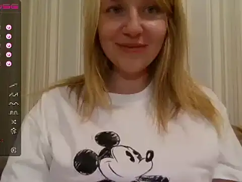 Snapshot of urbadkitty chatting on February 21, 2025, 6:04 pm urbadkitty online show from February 21, 2025, 6:04 pm