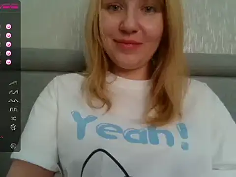 Snapshot of urbadkitty chatting on March 12, 2025, 7:02 am urbadkitty online show from March 12, 2025, 7:02 am