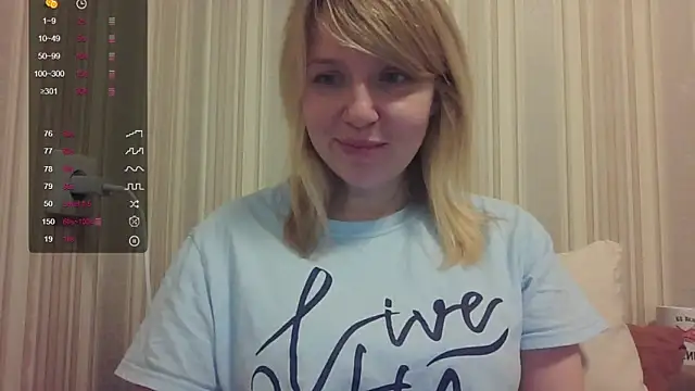 Snapshot of urbadkitty chatting on November 15, 2025, 12:02 pm urbadkitty online show from November 15, 2025, 12:02 pm