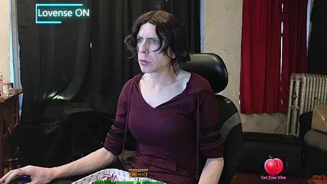 april show her online show from March 10, 2026, 10:37 pm