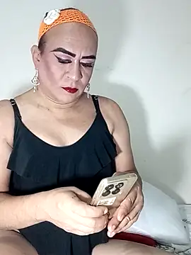 Snapshot of Natasha_Hart chatting on February 12, 2026, 2:06 am Natasha Hart online show from February 12, 2026, 2:06 am