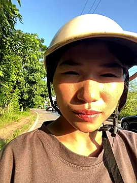 Snapshot of MinzHy chatting on September 16, 2025, 10:05 am MinzHy online show from September 16, 2025, 10:05 am