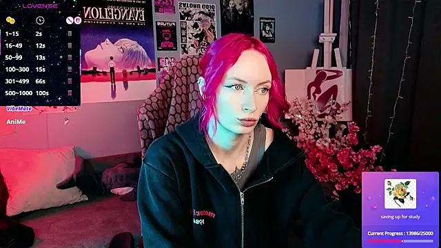Snapshot of _HelenCarter chatting on July 14, 2026, 8:47 pm HelenCarter online show from July 14, 2026, 8:47 pm