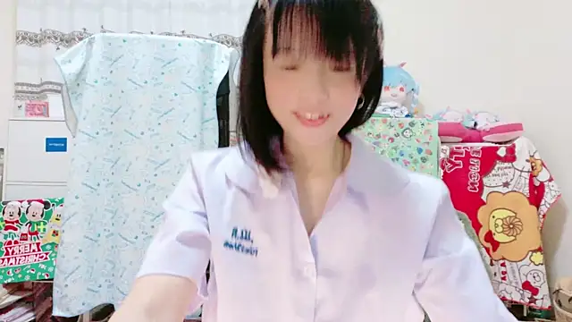 renapiyon8182 online show from January 23, 2025, 7:29 pm