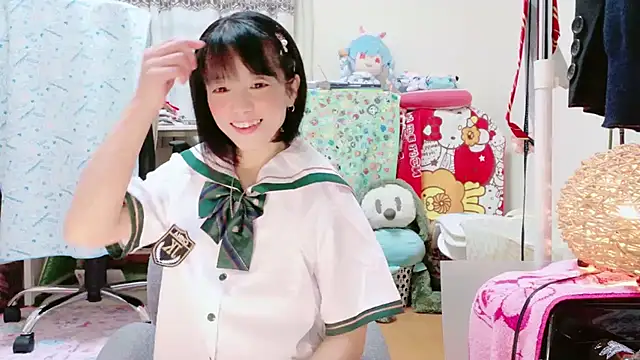 renapiyon8182 online show from March 22, 2025, 7:31 pm