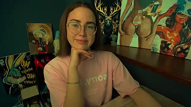 luxie milady online show from March 4, 2026, 1:39 pm