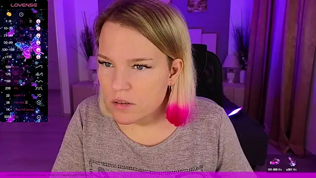 EVAshinyGIRL online show from December 25, 2024, 7:35 am