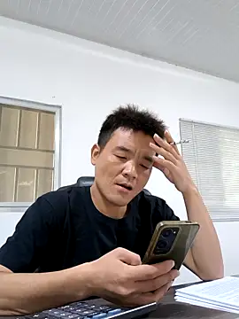 Snapshot of kisstoyousoon2024 chatting on September 11, 2025, 9:09 am kisstoyousoon2024 online show from September 11, 2025, 9:09 am