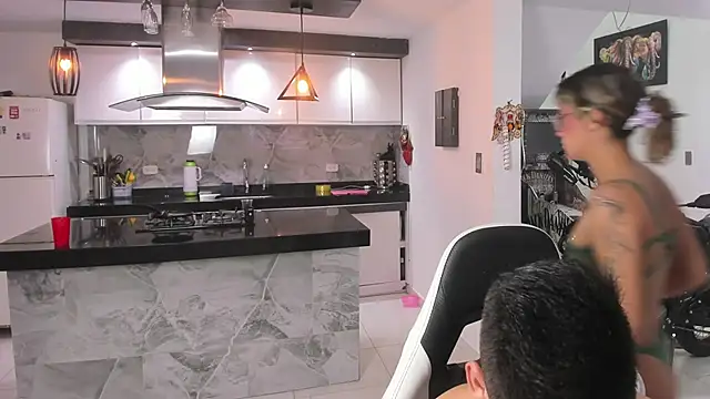 vicky wendy hot sexx online show from March 3, 2026, 5:13 am