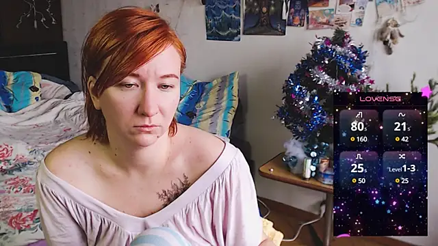 Snapshot of licentia__poetica chatting on January 4, 2025, 11:00 am licentia poetica online show from January 4, 2025, 11:00 am