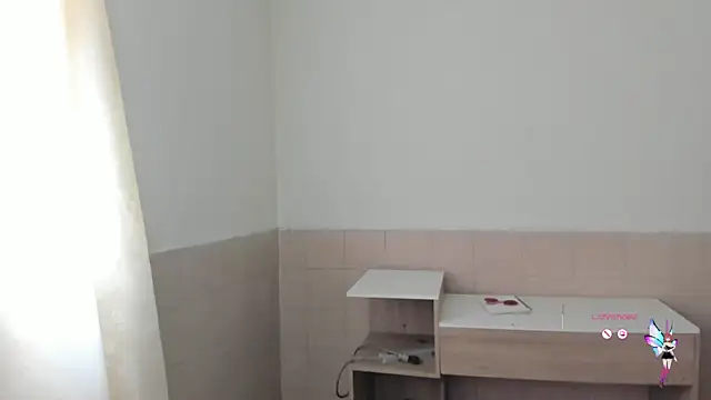 Snapshot of linnie_ chatting on September 9, 2025, 6:18 pm linnie  online show from September 9, 2025, 6:18 pm