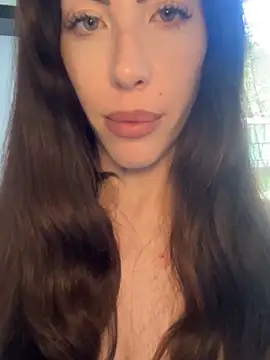 Eyline online show from March 13, 2026, 1:07 pm