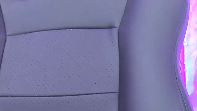 meribeth303av online show from April 26, 2026, 10:40 pm