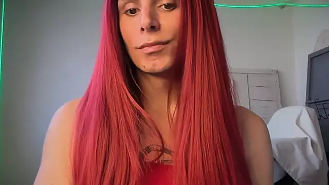 Snapshot of Thematrioshkaoficial24 chatting on November 13, 2025, 9:03 pm Thematrioshkaoficial24 online show from November 13, 2025, 9:03 pm