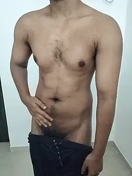 hottboy 39 online show from June 25, 2026, 3:39 am
