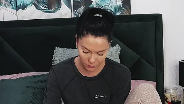 Snapshot of tanyagrey chatting on December 29, 2024, 8:00 am tanyagrey online show from December 29, 2024, 8:00 am