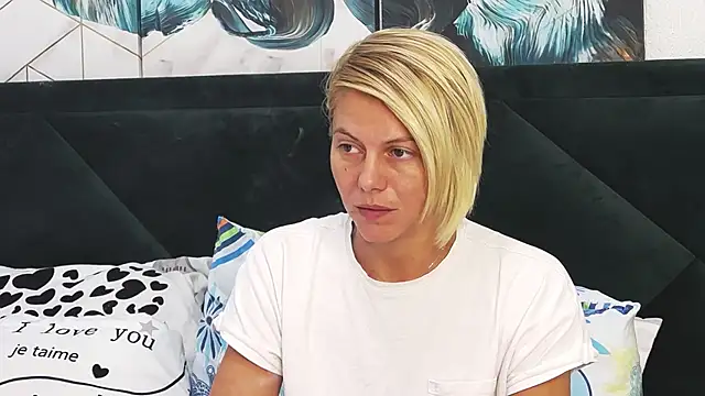 Snapshot of tanyagrey chatting on September 26, 2025, 7:12 am tanyagrey online show from September 26, 2025, 7:12 am