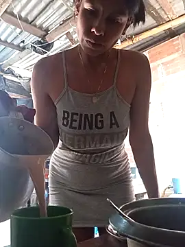 Alanagracia online show from September 29, 2025, 3:28 pm